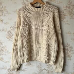 Vintage 70s Munsingwear Cable Knit Fisherman Sweater | Cream Wool Blend | Size L